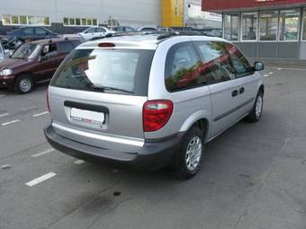 2001 Chrysler Voyager Pics