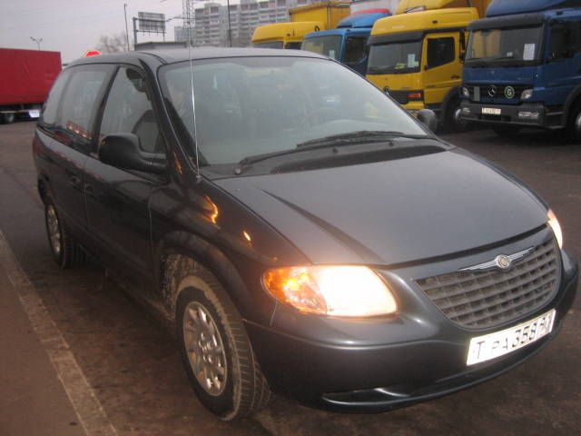 2002 Chrysler Voyager