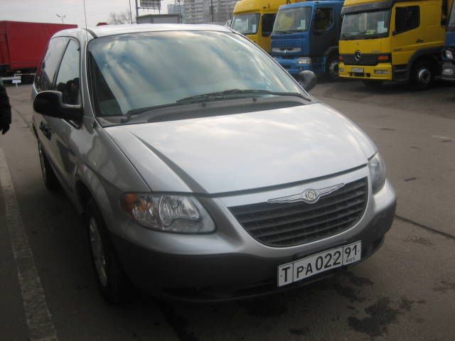 2002 Chrysler Voyager