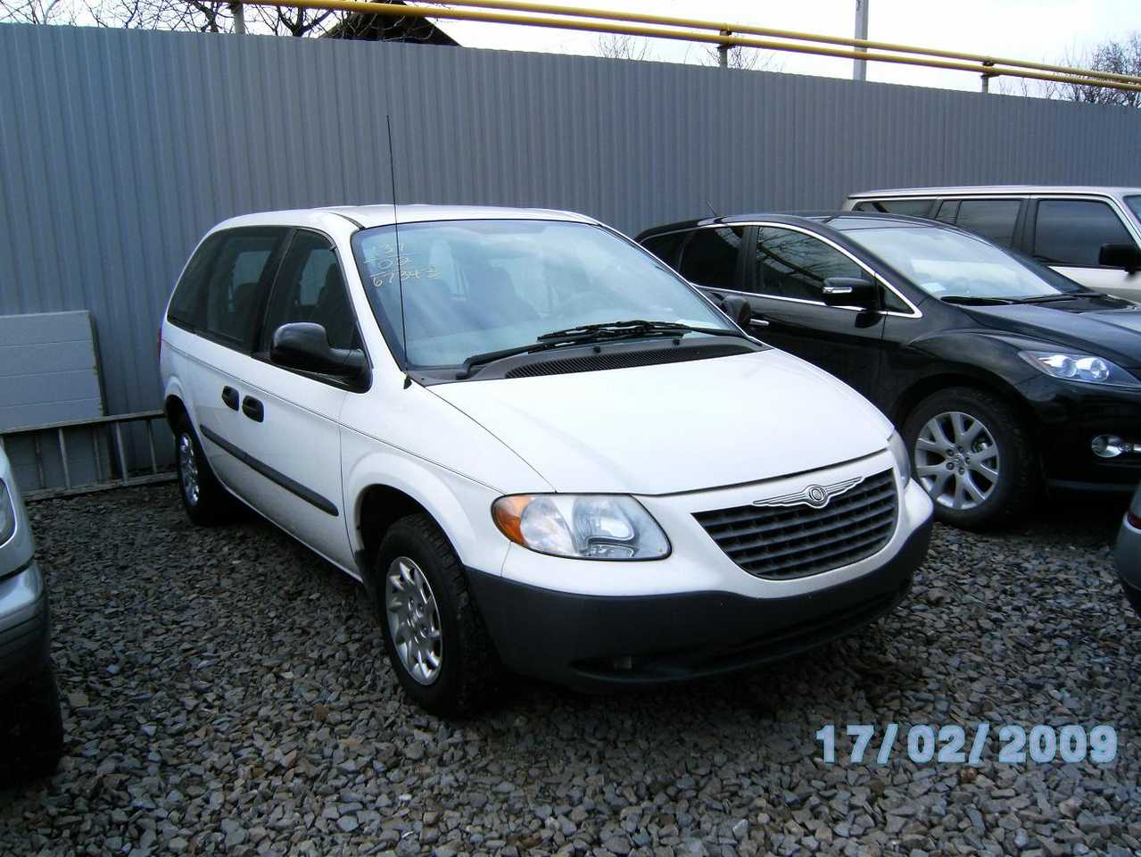 2002 Chrysler Voyager