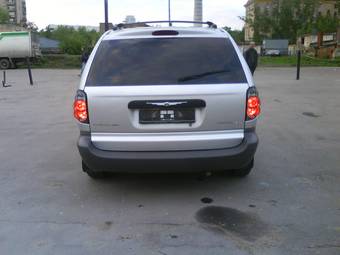 2002 Chrysler Voyager Photos