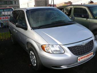 2003 Chrysler Voyager Pictures