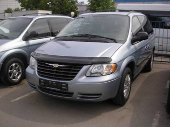 2006 Chrysler Voyager Pictures