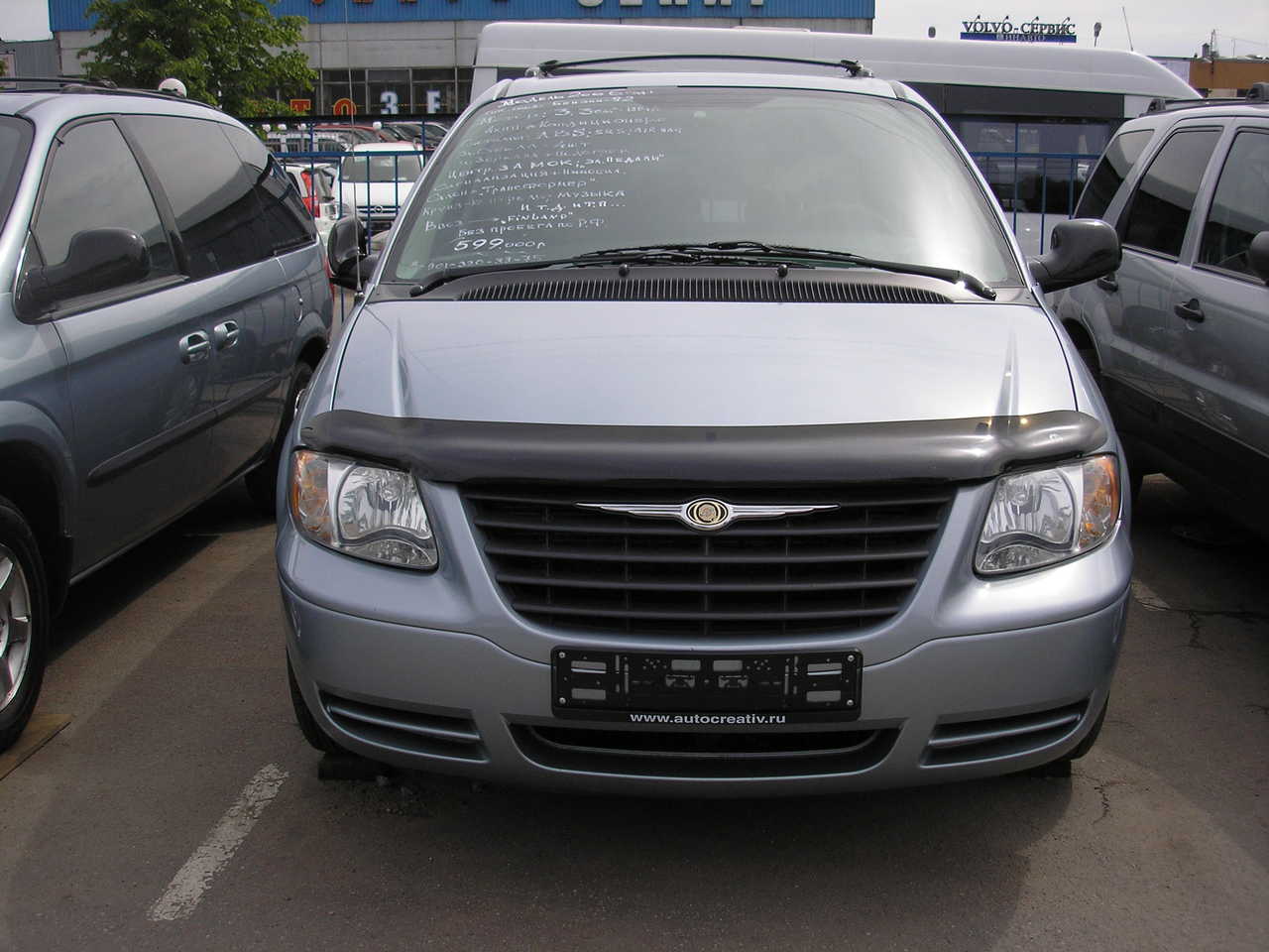 2006 Chrysler Voyager specs, Engine size 3300cm3, Fuel