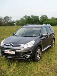 2008 Citroen C-Crosser Pictures