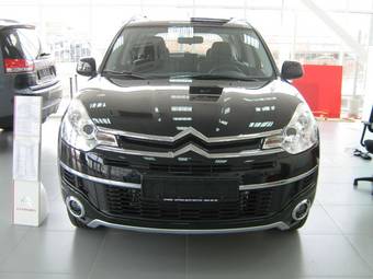 2011 Citroen C-Crosser Pictures