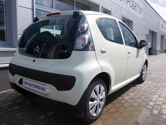 2010 Citroen C1 Images