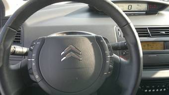 2010 Citroen C4 Images