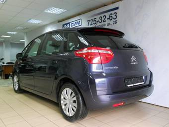 2010 Citroen C4 Images