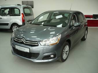 2011 Citroen C4 Photos