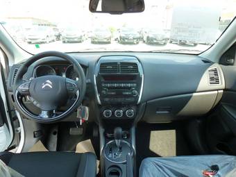 2012 Citroen C4 Aircross Photos