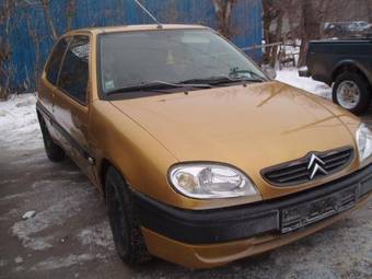 2001 Citroen Saxo Pictures