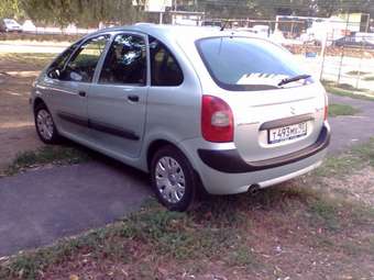 2005 Citroen Xsara Pics