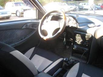 1997 Daewoo Espero Pictures