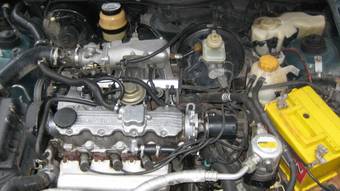1998 Daewoo Espero Photos