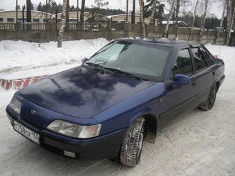 1999 Daewoo Espero Pictures