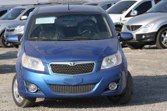 2010 Daewoo Gentra Photos