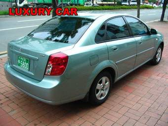 2002 Daewoo Lacetti Photos