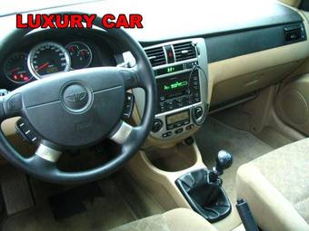 2002 Daewoo Lacetti Photos