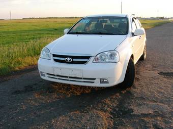 2004 Daewoo Lacetti Photos