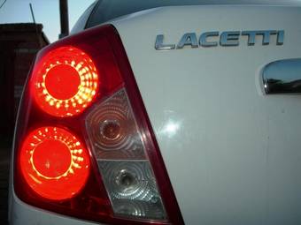 2004 Daewoo Lacetti Pics