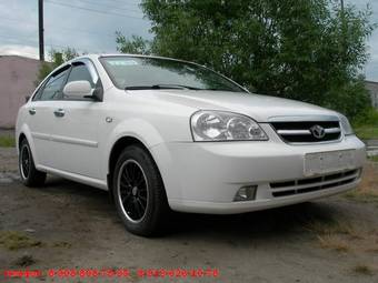 2004 Daewoo Lacetti Photos