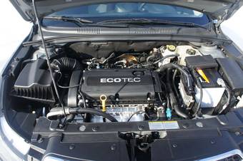 2010 Daewoo Lacetti Pictures