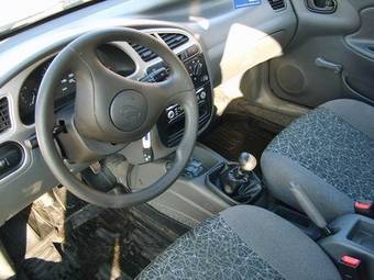 2007 Daewoo Lanos Pictures