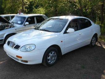 1997 Daewoo Leganza Pictures