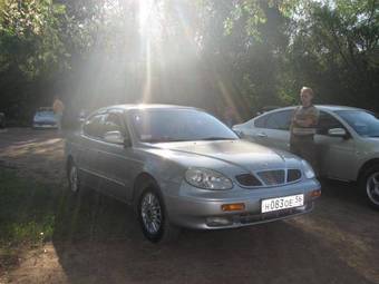 1997 Daewoo Leganza Photos