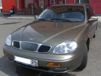 1998 Daewoo Leganza Pictures