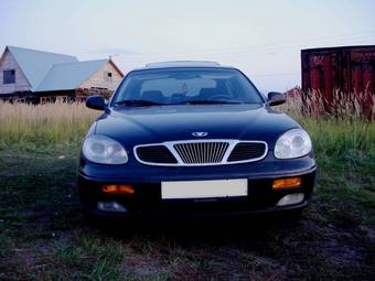 1999 Daewoo Leganza Pictures