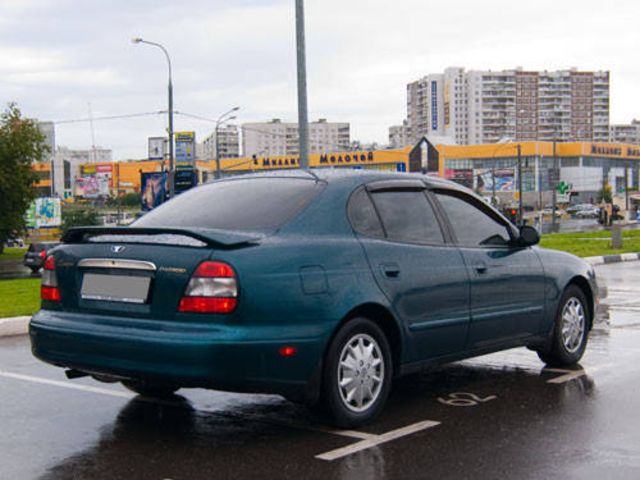 2000 Daewoo Leganza