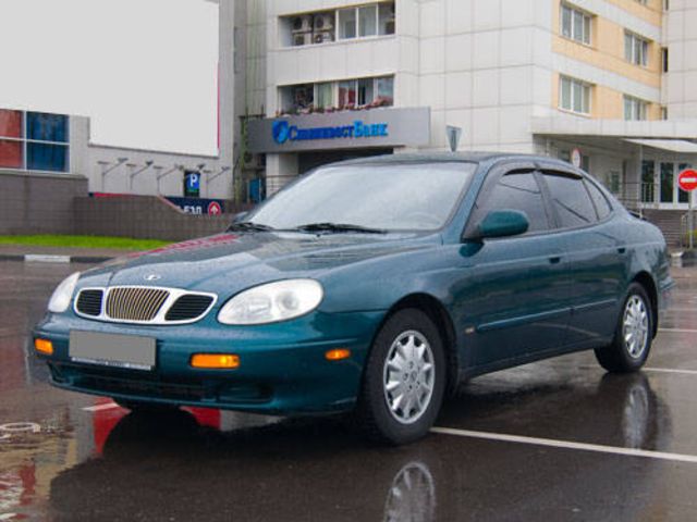 2000 Daewoo Leganza