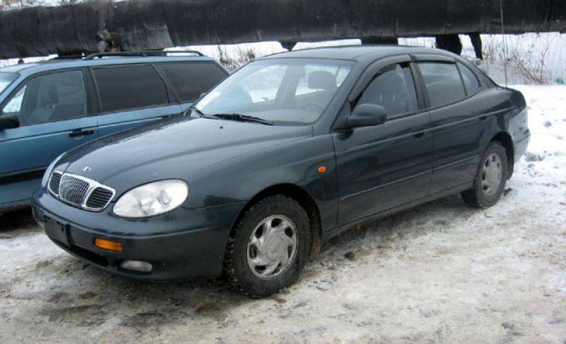 2000 Daewoo Leganza