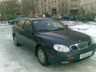 2000 Daewoo Leganza Pictures