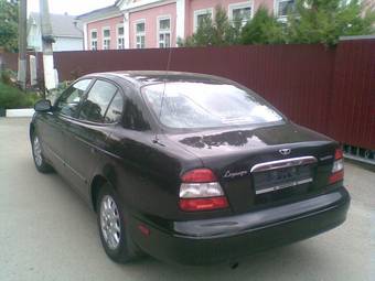 2000 Daewoo Leganza Photos