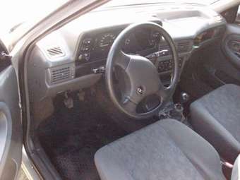 1997 Daewoo Nexia Photos