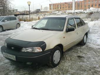 1997 Daewoo Nexia Pictures