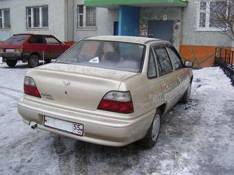 1997 Daewoo Nexia Photos
