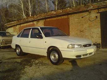 1997 Daewoo Nexia Pictures