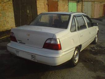 1997 Daewoo Nexia Pictures
