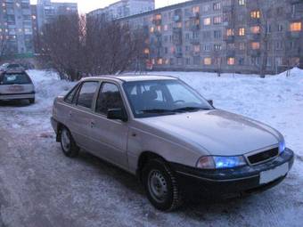 1997 Daewoo Nexia Photos