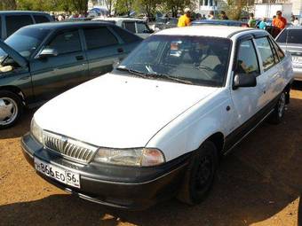 1997 Daewoo Nexia Images