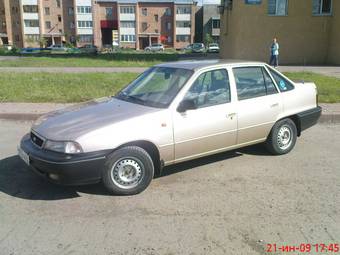 1997 Daewoo Nexia Images