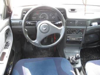 1997 Daewoo Nexia Photos