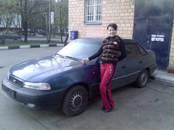 1998 Daewoo Nexia Photos