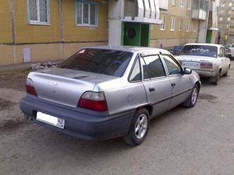 1998 Daewoo Nexia Pictures