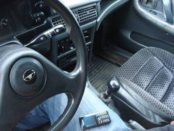 1998 Daewoo Nexia Pictures