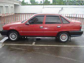 1998 Daewoo Nexia Pictures